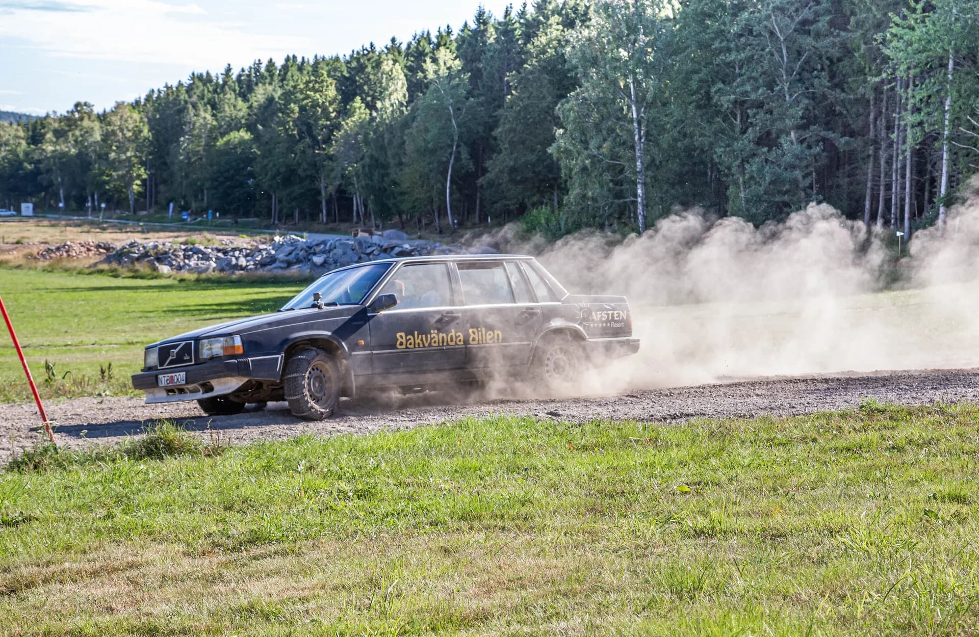 Das verkehrt gesteuerte Auto